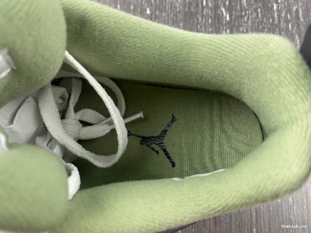 One Kick AQ9129-103 4 WMNS Air Jordan Seafoam 0817